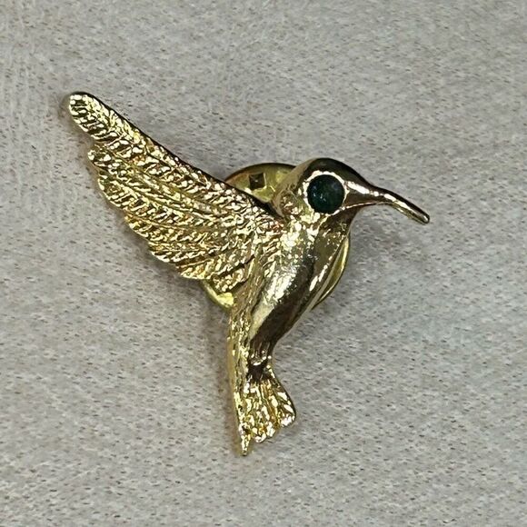 Vintage Avon Gold Tone Bear Red Rhinestone Hummingbird Green Eye Set of 2 - Picture 10 of 10